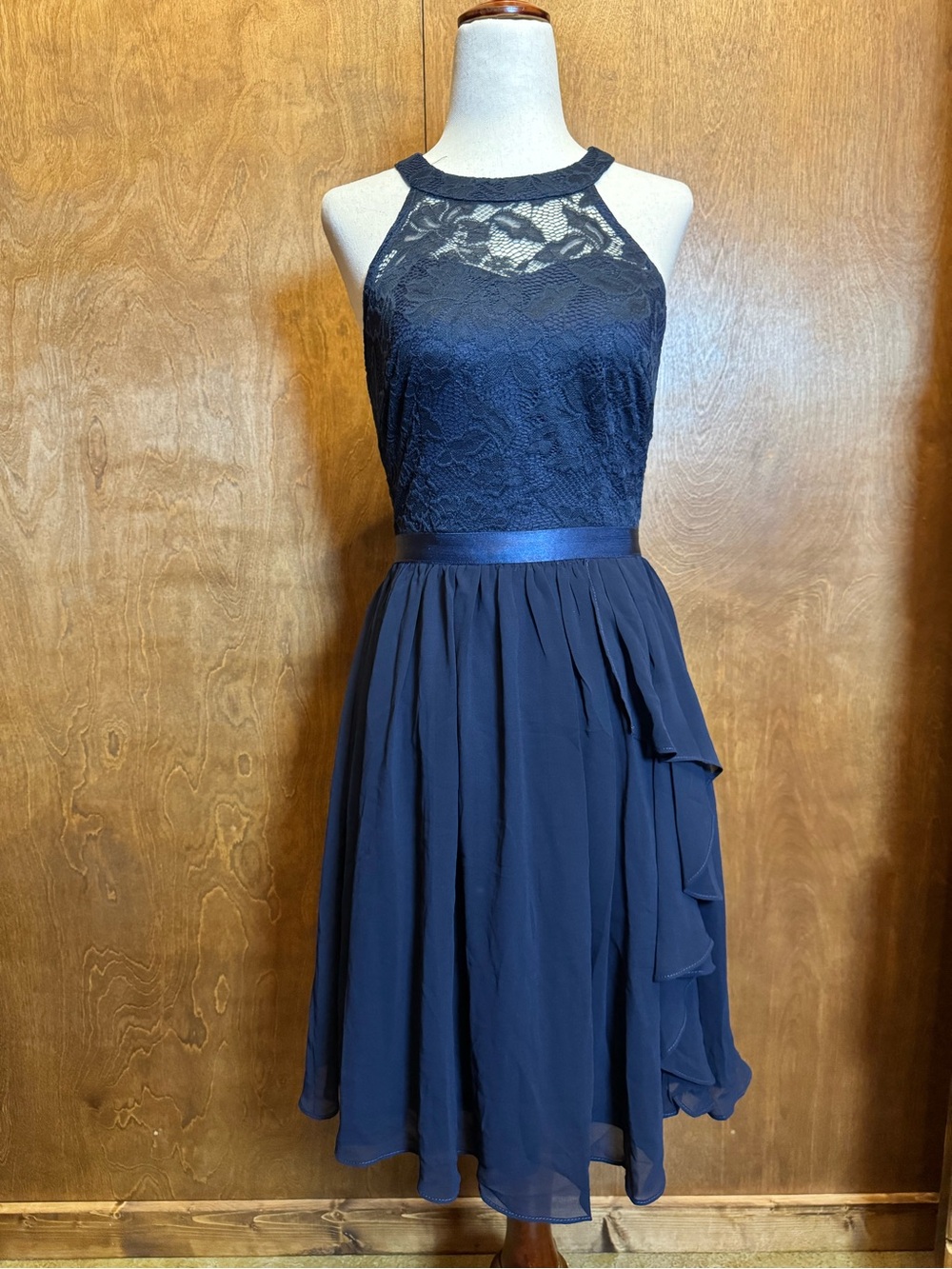 Elegant Navy Lace Halter Dress
